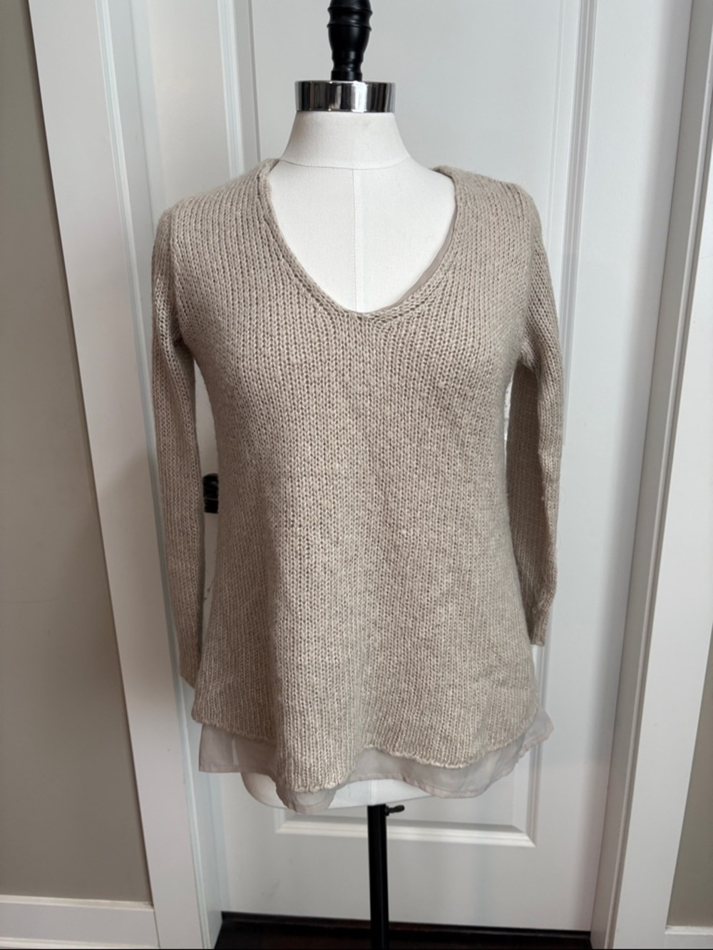 Zara unique Beige Scoop Neck Layered-Hem Sweater